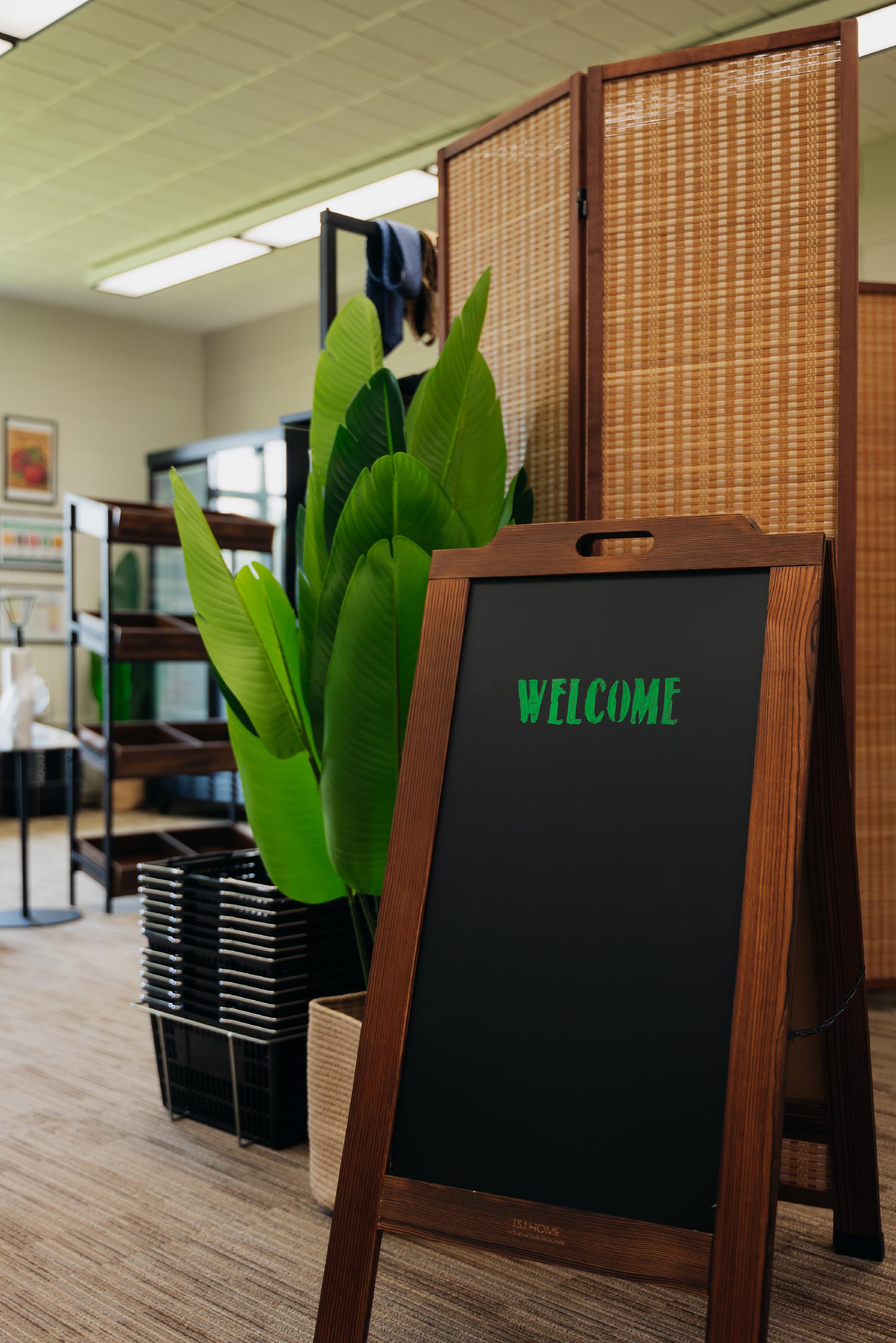 Welcome sign for ACC's Student Food Pantry